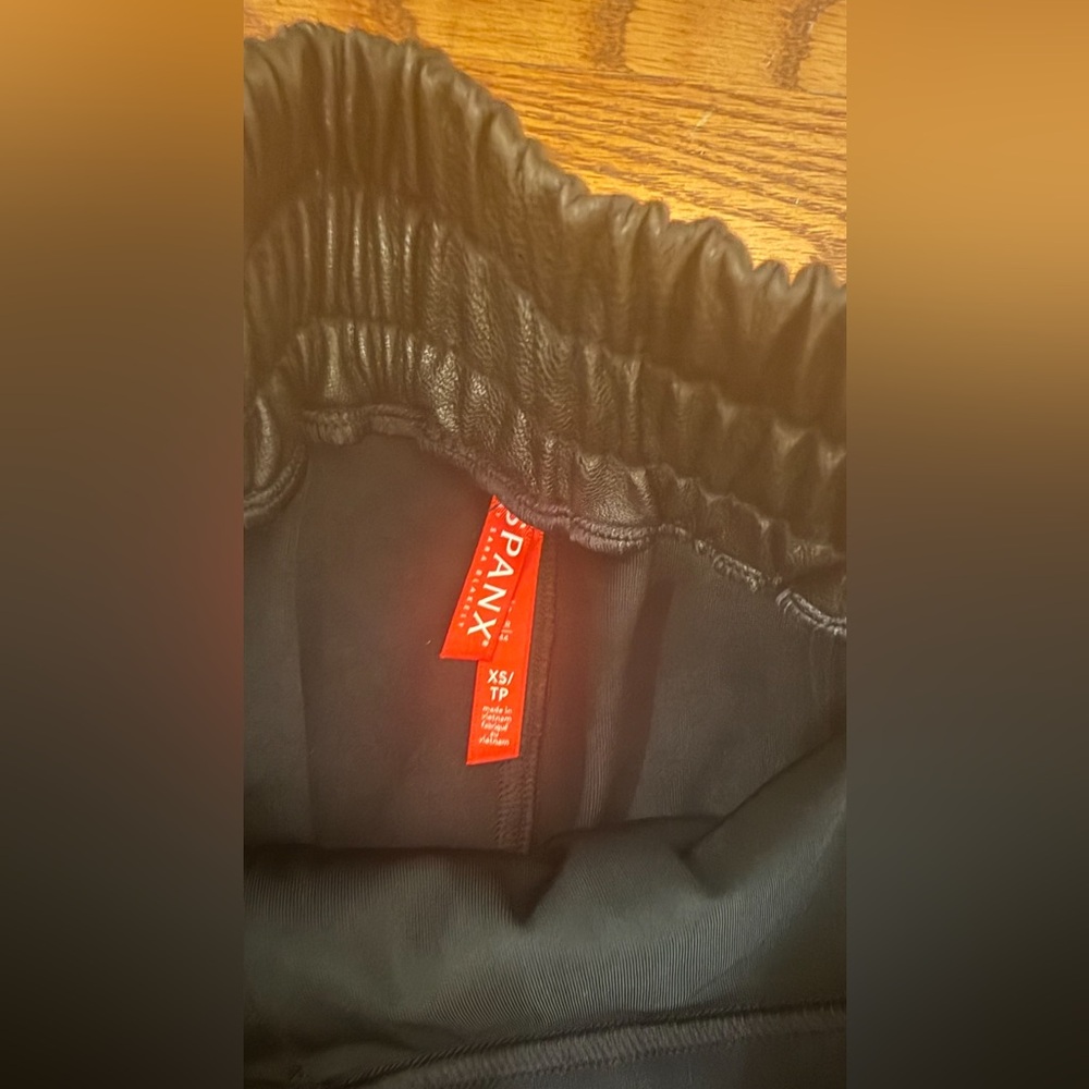 SPANX Women’s Leather Joggers - Picture 2 of 6